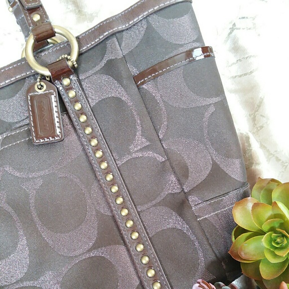 Coach Tote - Picture 2 of 5